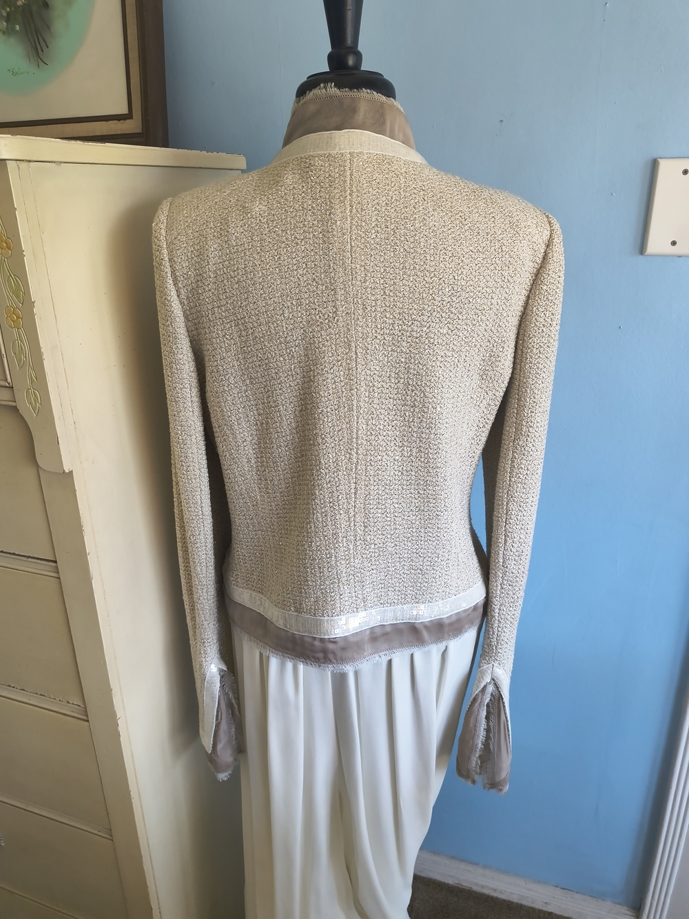 🦋 St. John Evening Sequins Tweed Ecru Jacket - Picture 3 of 10